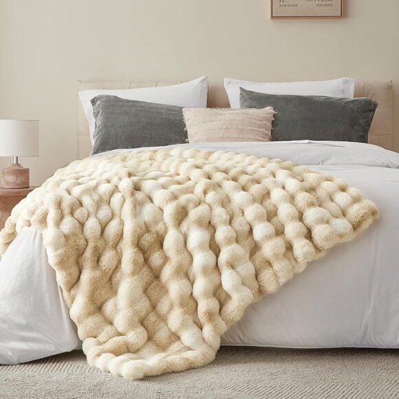 Tie-Dye Khaki Plush Faux Fur Blanket - Perfect Gift & Cozy Throw 50x60 - Picture 7 of 8